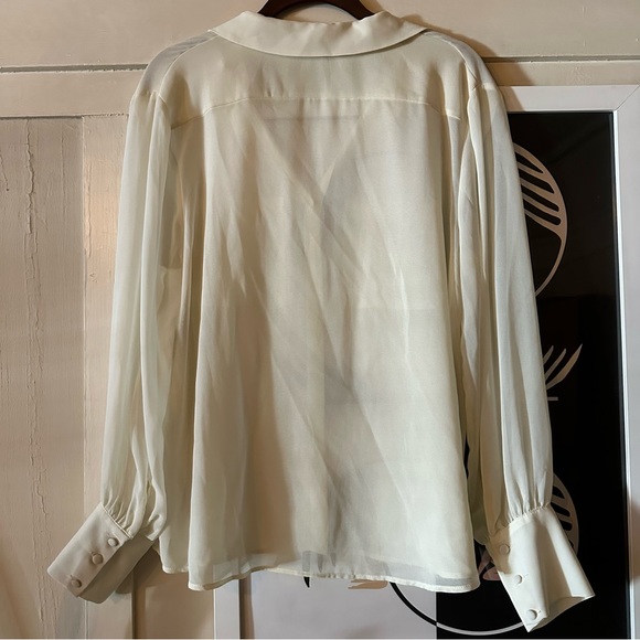Zara Semi-Sheer Patch Pocket Blouse in Cream size L - Picture 3 of 3